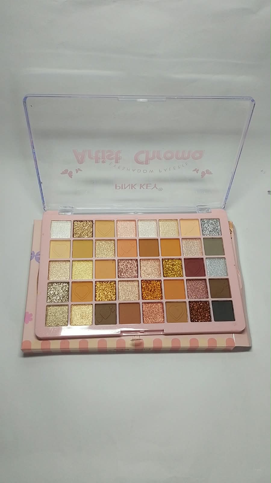 40-Color Eyeshadow Palette – Vibrant Matte & Shimmer Eye Makeup Palette