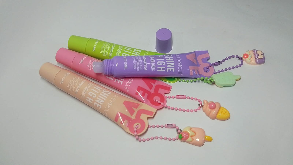 Shine High Gloss Keychain – Cute Lip Gloss Keychain Makeup Accessory
