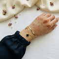 Double-Layer Clover Snake Chain Bracelet for Women – Elegant Minimalist Jewelry